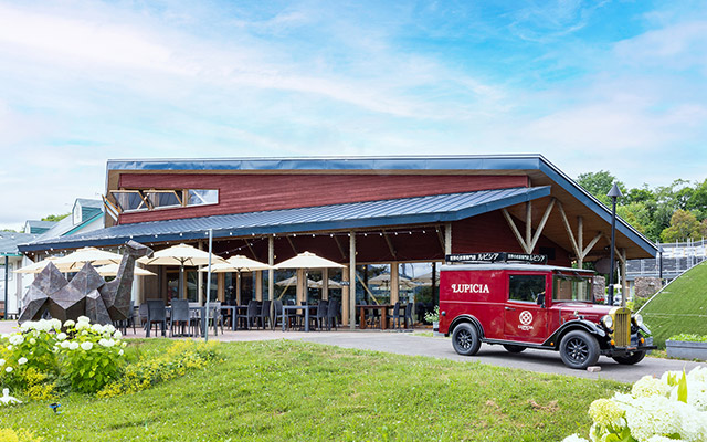 villa lupicia image レストラン：夏