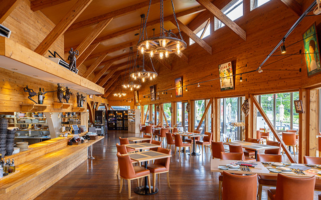 villa lupicia image レストラン内：秋