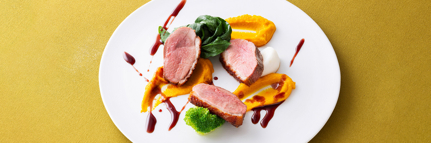 villa lupicia image  肉料理：冬